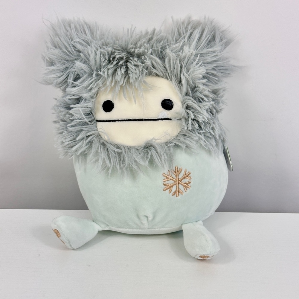 Squishmallows Evita The Bigfoot 7” Plush